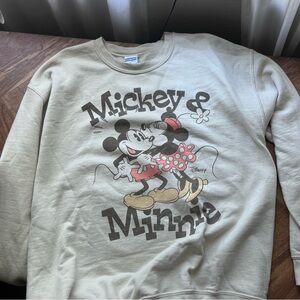 disney mickey & minnie sweatshirt